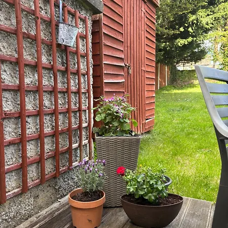2 Bed House 15 Mins And Airport Full Kitchen Newly Decorated Bedroom Private Parking Nyaraló Dublin