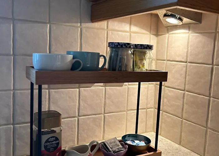 Entire 2 Bed 15 Mins And Airport Full Kitchen Newly Decorated Bedroom * Dublin