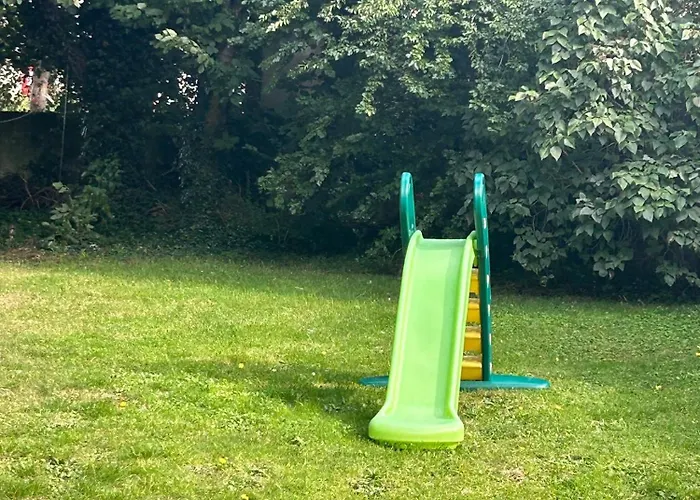 Vakantiehuis Entire 2 Bed 15 Mins And Airport Full Kitchen Newly Decorated Bedroom Dublin